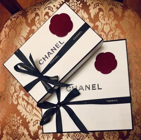 boite cadeau chanel